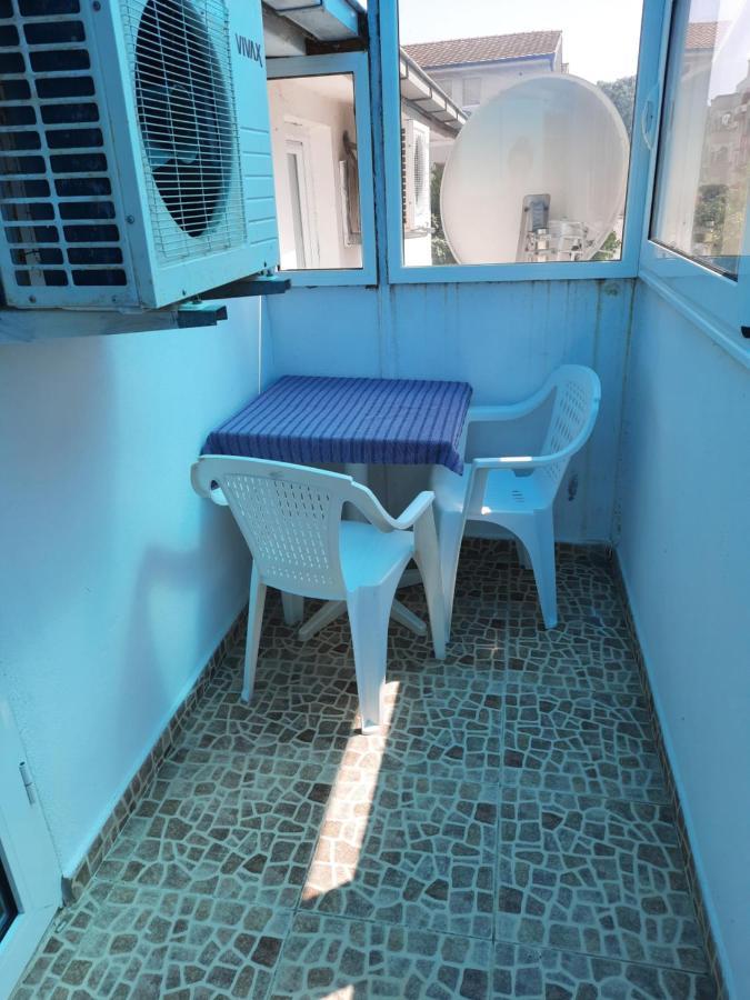 Apartment Pulic *